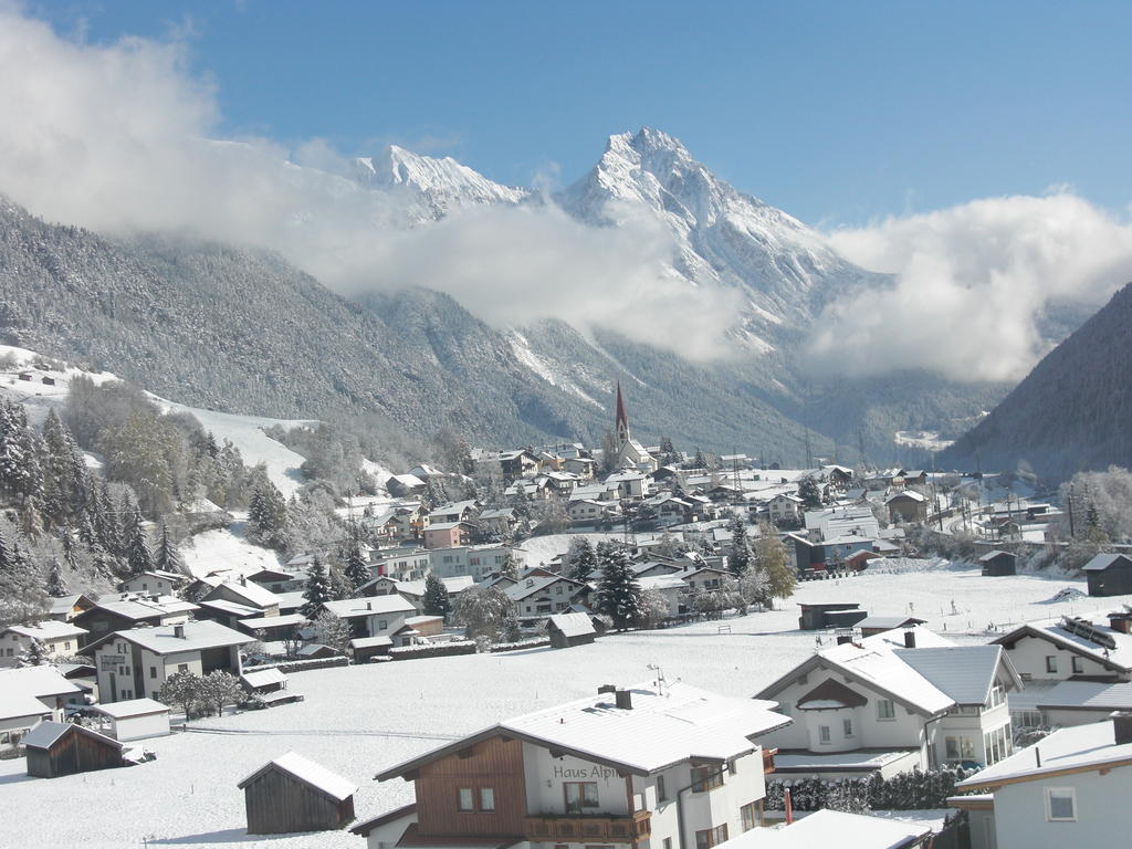 Hotel Schwarzer Adler Pettneu am Arlberg Ngoại thất bức ảnh