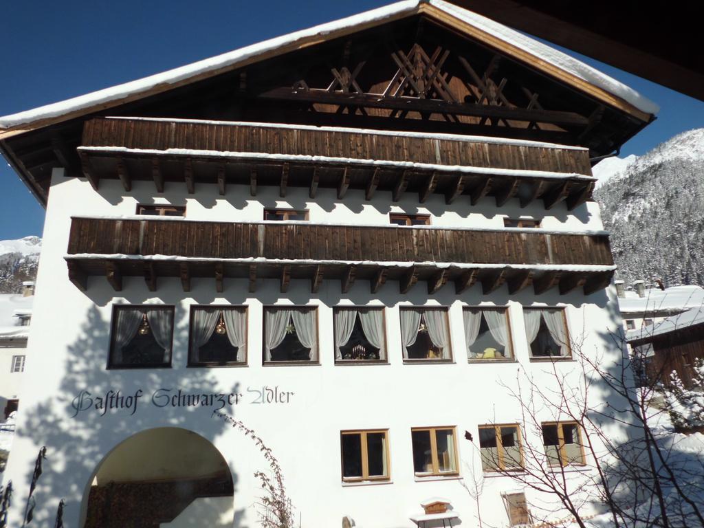 Hotel Schwarzer Adler Pettneu am Arlberg Ngoại thất bức ảnh